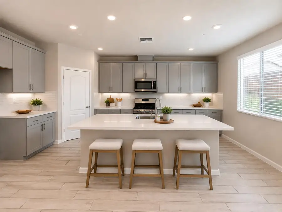 2041 Rosewood Drive, Hollister, CA 95023 - #3
