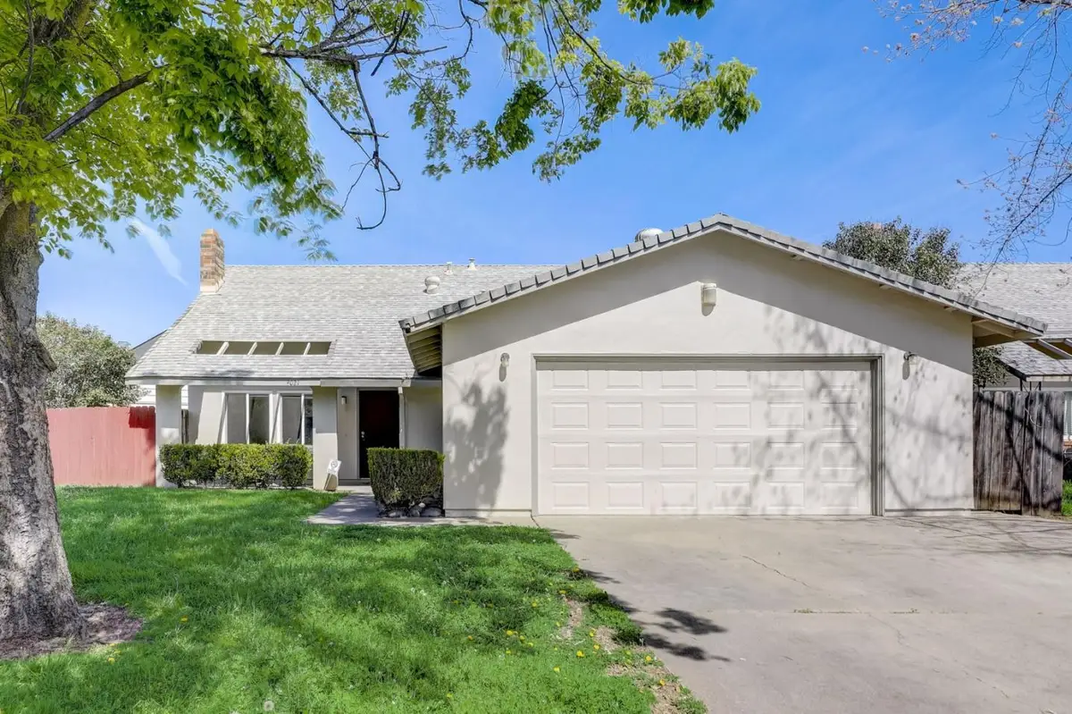 9021 Posada Way, Sacramento, CA 95826 - #1