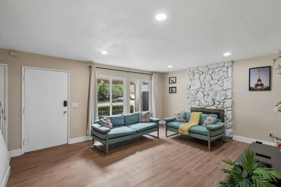 9021 Posada Way, Sacramento, CA 95826 - #2