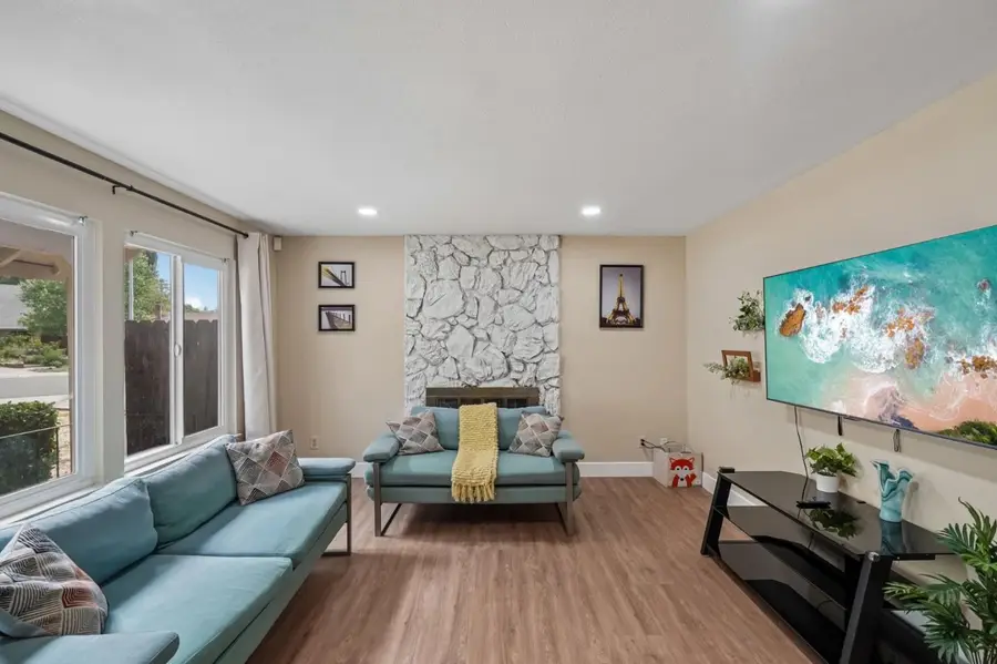 9021 Posada Way, Sacramento, CA 95826 - #3