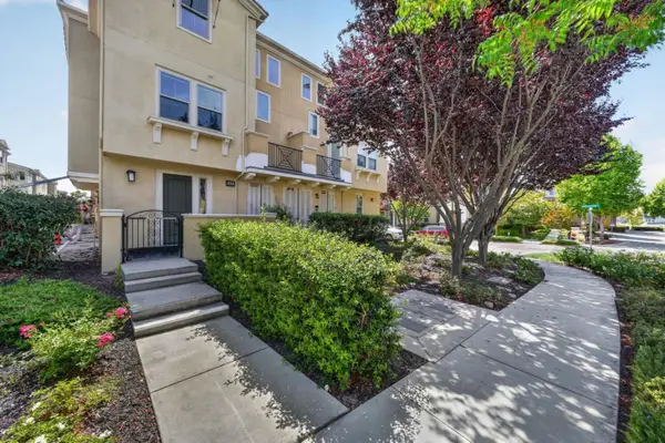 318 Expedition Lane, MILPITAS, CA 95035