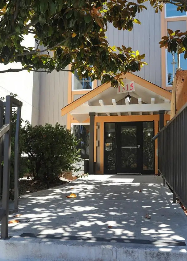 1315 A Street  #203, HAYWARD, CA 94541