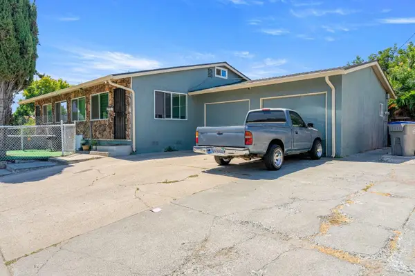 2439 Clyda Drive, SAN JOSE, CA 95116