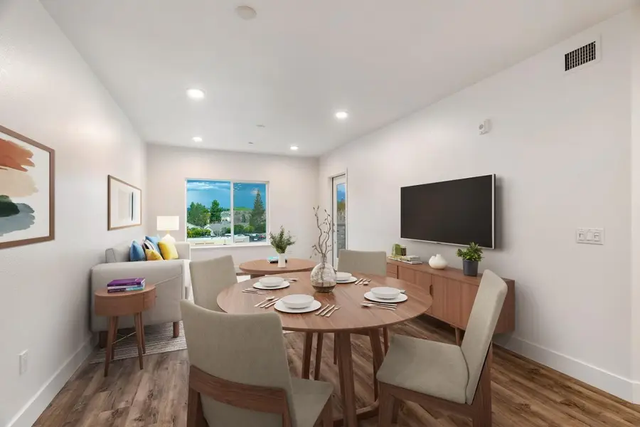 1853 Almaden Road  #202, San Jose, CA 95125 - #2
