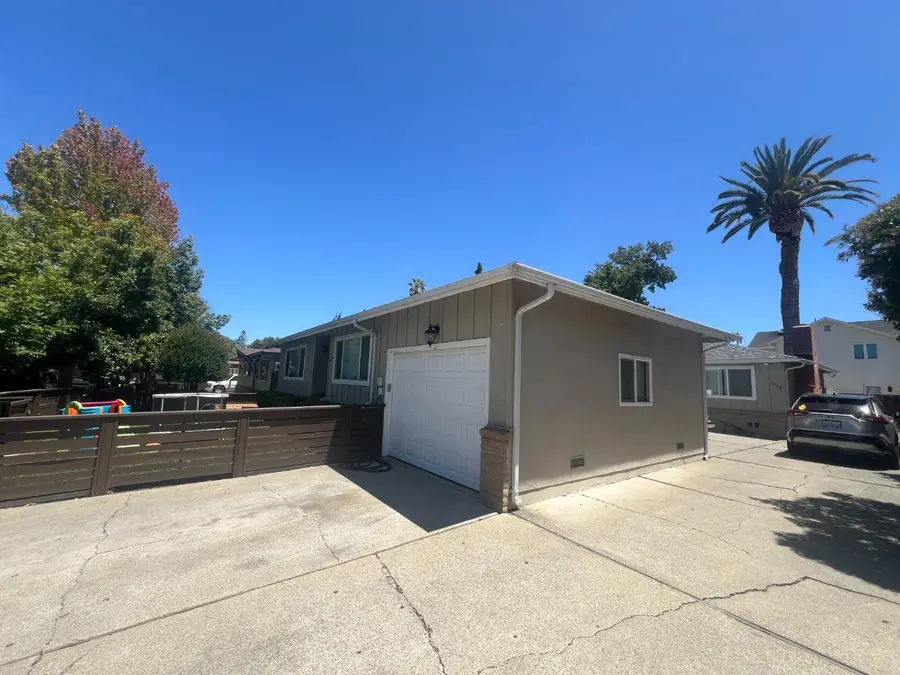 1036 Dodge Drive, Redwood City, CA 94063 - #3