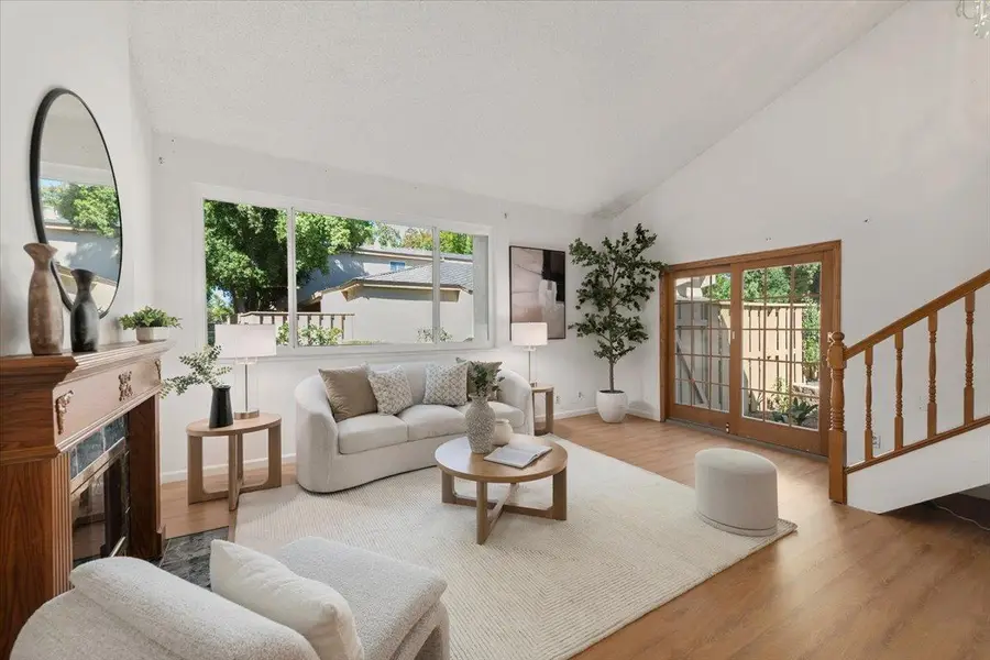 125 Connemara Way  #2, Sunnyvale, CA 94087 - #2