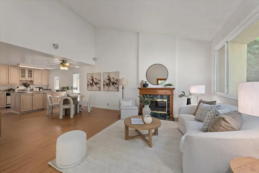125 Connemara Way  #2, Sunnyvale, CA 94087 - #3