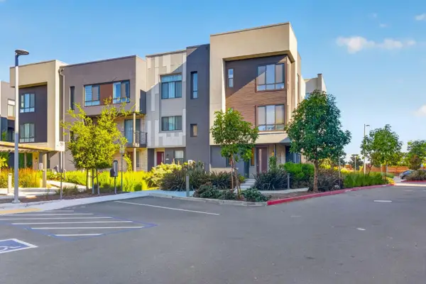 3891 Vanguard Common  #1004, FREMONT, CA 94538