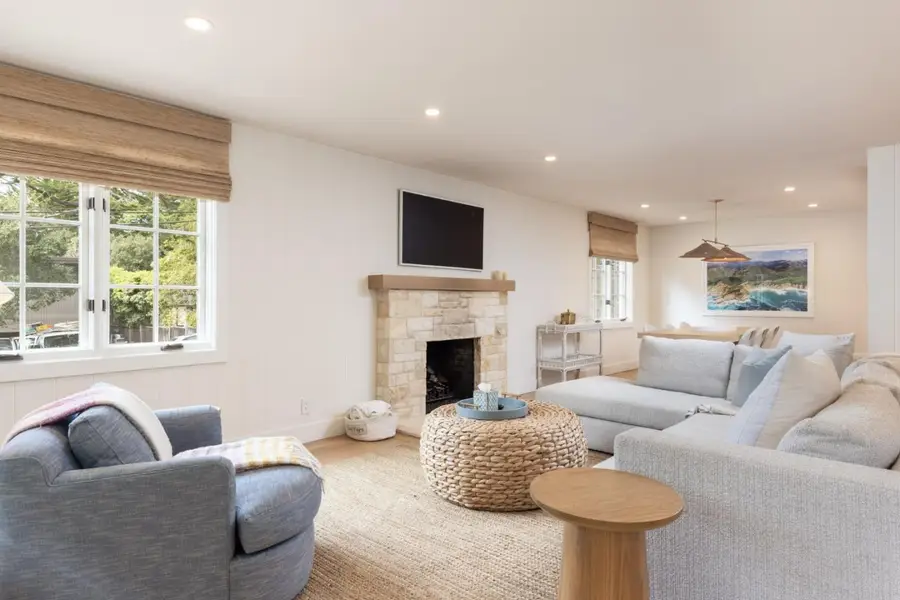 24571 Portola Avenue, Carmel, CA 93923 - #3
