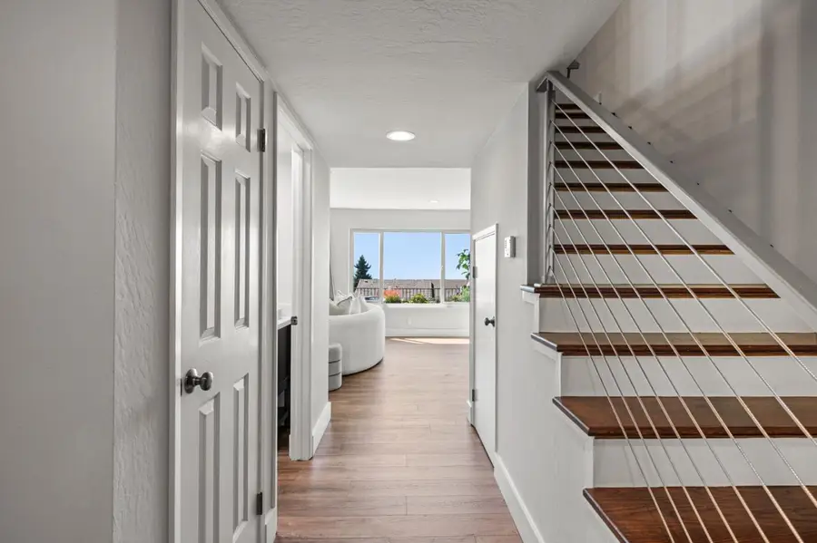 61 Thousand Oaks Street, Oakland, CA 94605 - #3