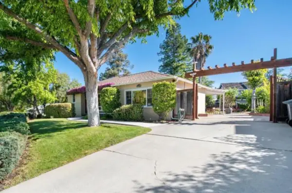 22071 Hibiscus Drive, Cupertino, CA 95014