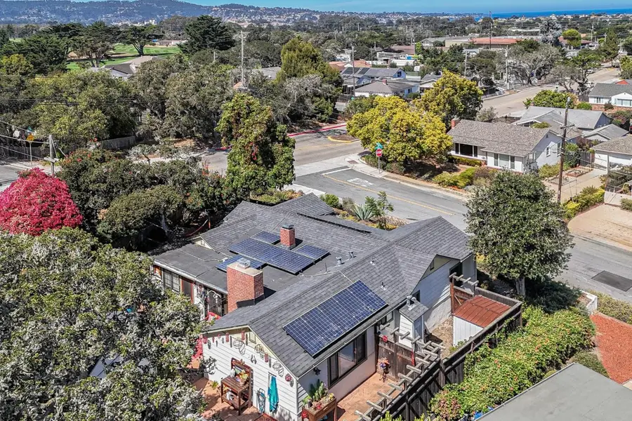 202 Edinburgh Avenue, Monterey, CA 93940 - #2