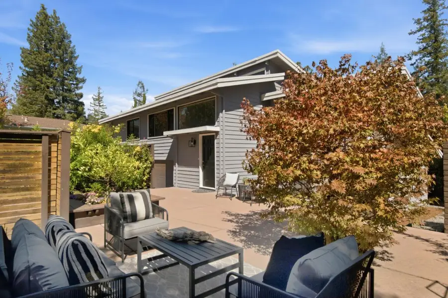 911 Mears Court, Stanford, CA 94305 - #2