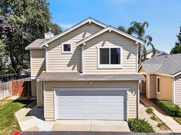 6416 Laguna Mirage Lane, ELK GROVE, CA 95758