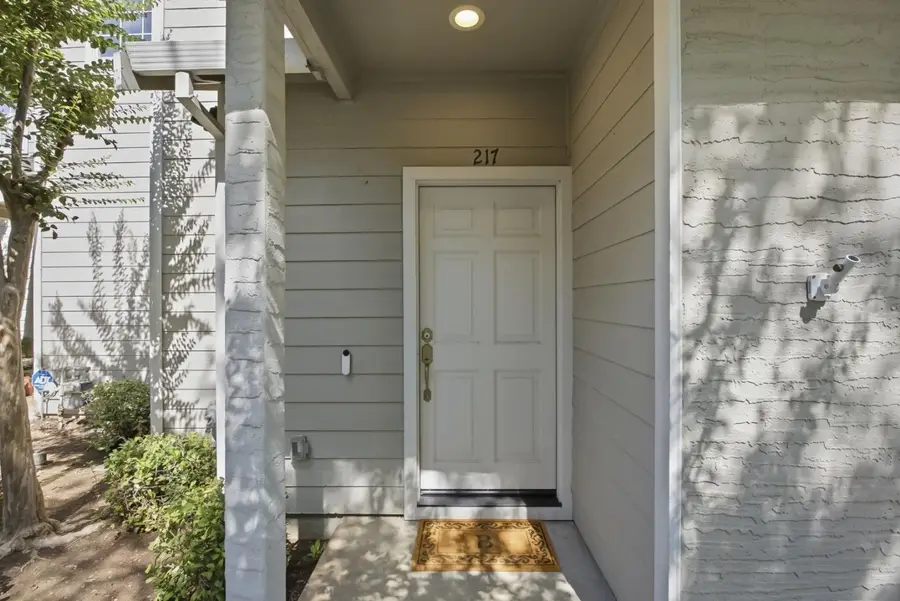 217 Spring Avenue, Morgan Hill, CA 95037 - #2