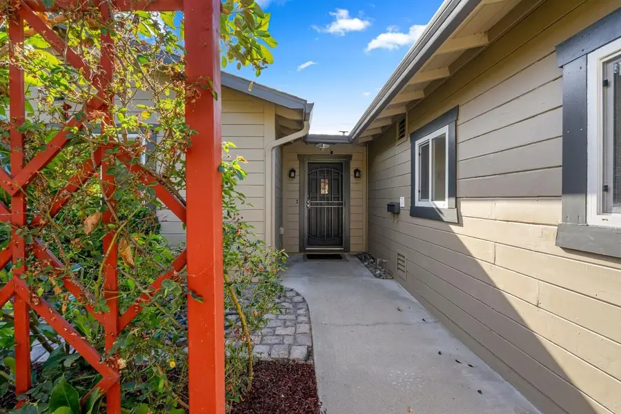 3219 Leigh Avenue, San Jose, CA 95124 - #3