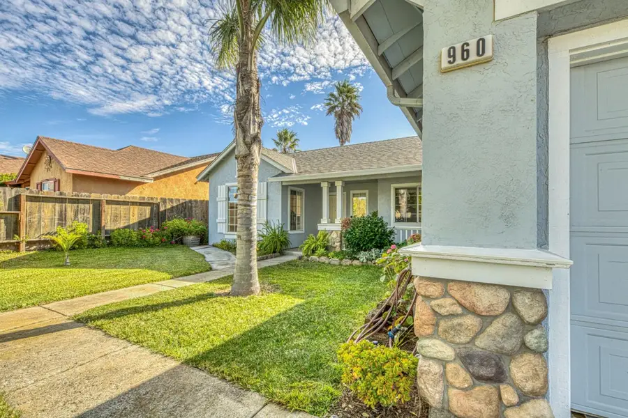 960 Alhambra Street, Soledad, CA 93960 - #3