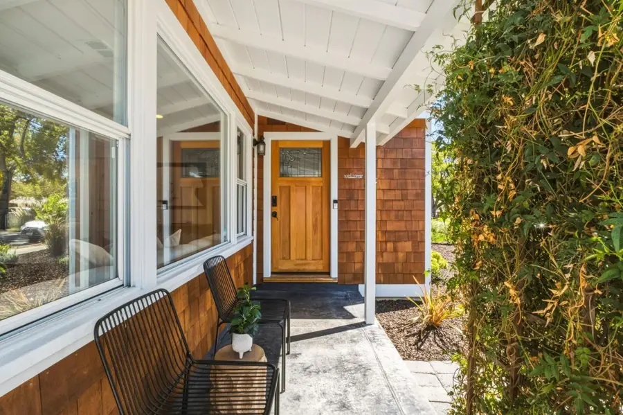 1131 King Street, Redwood City, CA 94061 - #2
