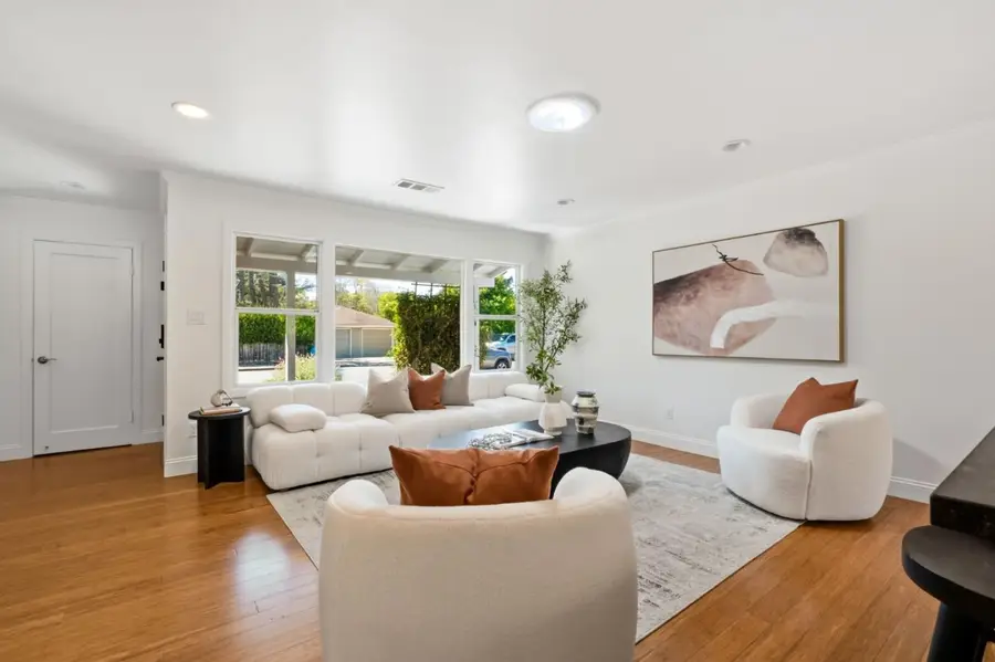 1131 King Street, Redwood City, CA 94061 - #3