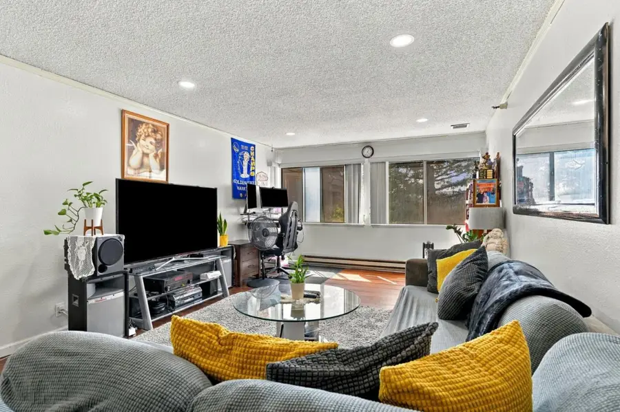 240 Bayshore Boulevard  #307, San Mateo, CA 94401 - #3