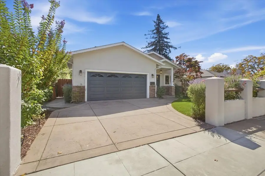 3494 Hoover Street, Redwood City, CA 94063 - #3