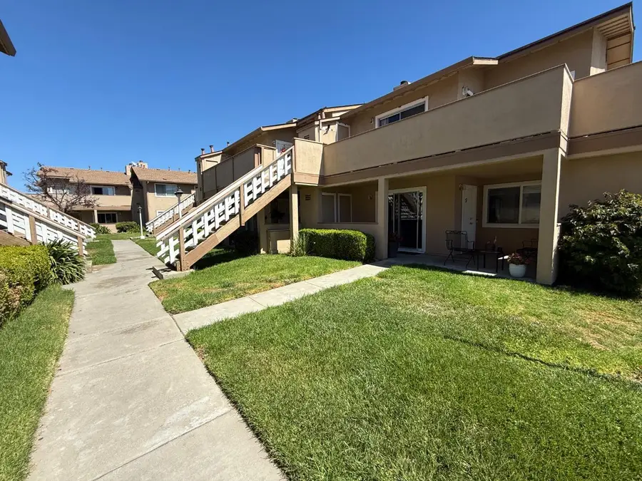 30 San Joaquin Street  #5, Salinas, CA 93901 - #2