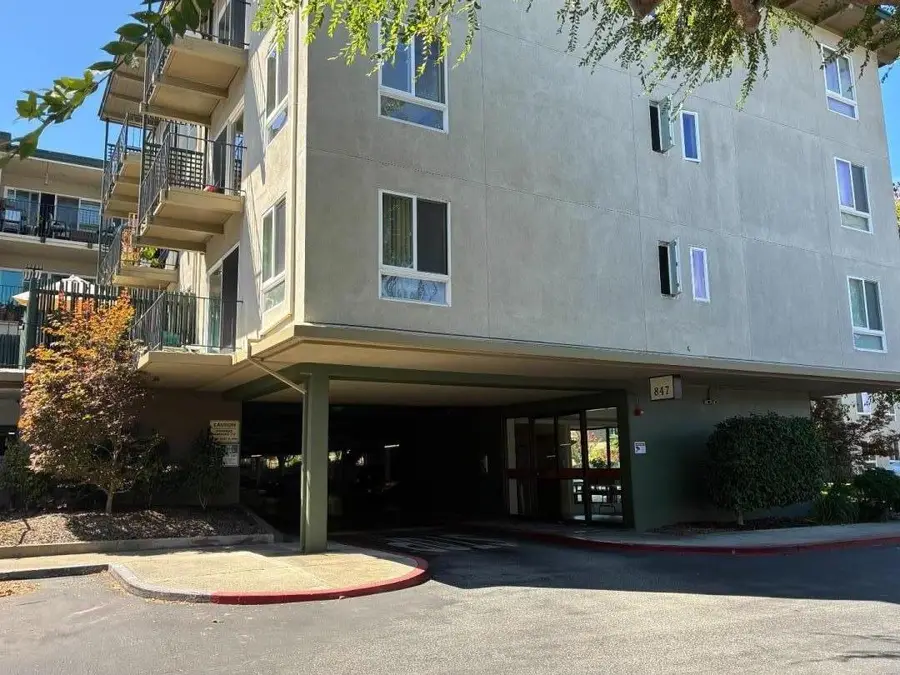 847 Humboldt Street  #302, San Mateo, CA 94401 - #2