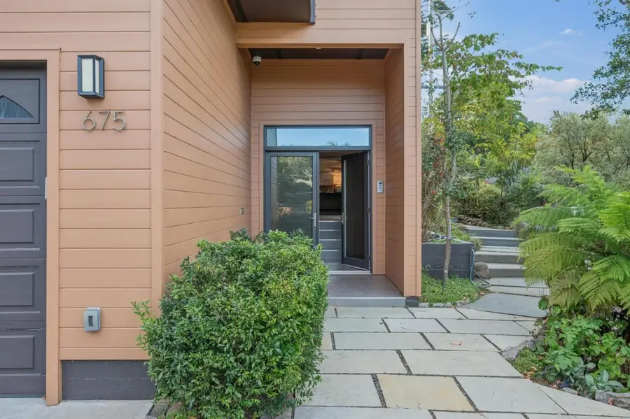 675 Sausalito Boulevard, Sausalito, CA 94965 - #3