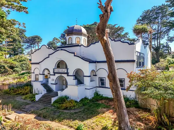 496 6th Street, Montara, CA 94037