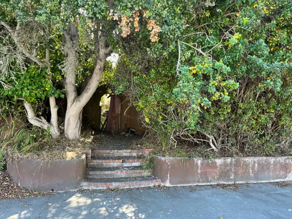427 Central Avenue, PACIFIC GROVE, CA 93950