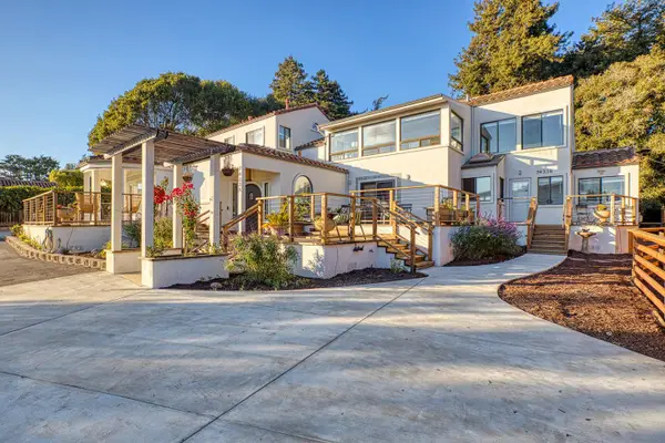 7433 Mesa Drive, Aptos, CA 95003