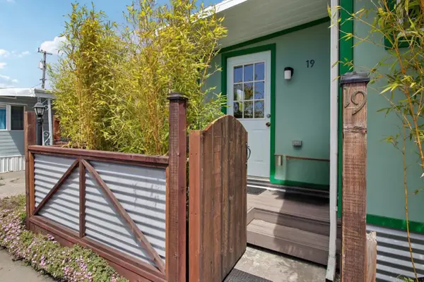 890 38th Avenue, SANTA CRUZ, CA 95062