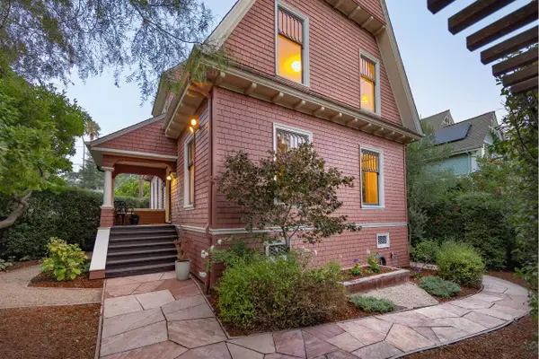 322 Walnut Avenue, SANTA CRUZ, CA 95060