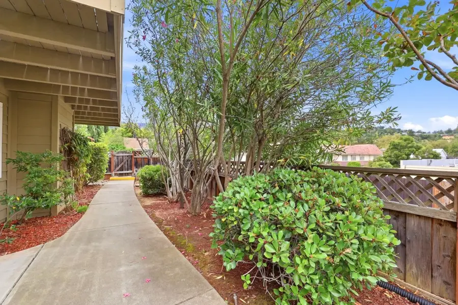 14527 Oak Street, Saratoga, CA 95070 - #2