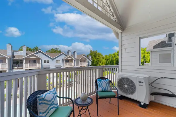 609 Arcadia Terrace  #303, Sunnyvale, CA 94085