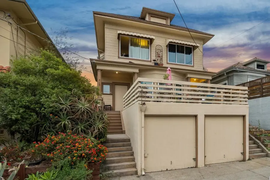 4131 Howe Street, Oakland, CA 94611 - #2