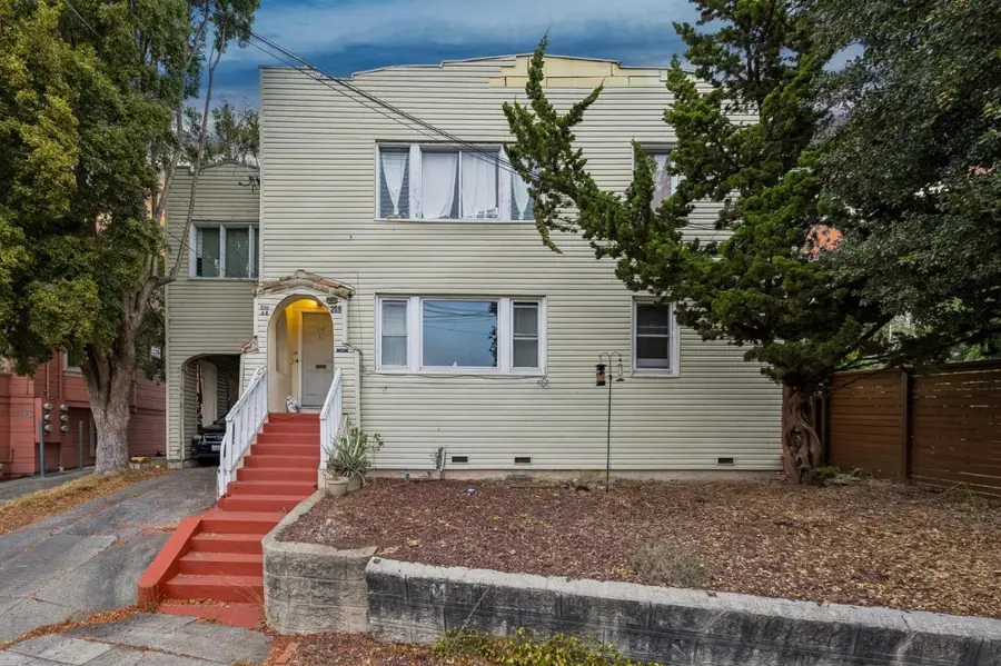 208 Ridgeway Avenue, Oakland, CA 94611 - #2