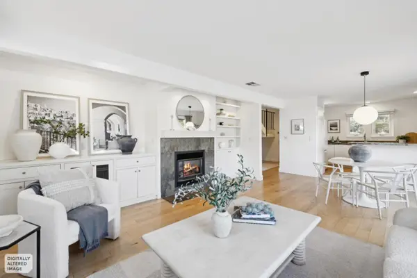 181 Centre  #11, Mountain View, CA 94041