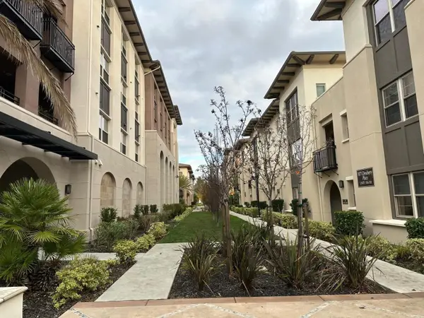 1068 Bigleaf Place  #402, San Jose, CA 95131