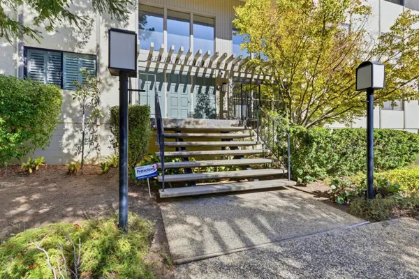 73 3rd Street  #15B, Los Altos, CA 94022