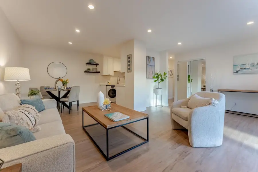 410 Auburn Way  #19, San Jose, CA 95129 - #3