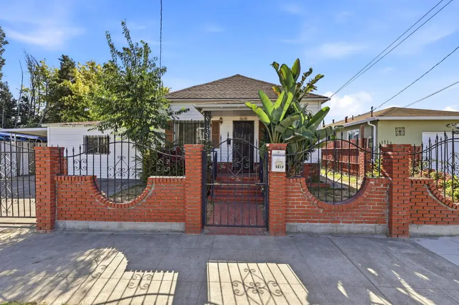 5619 Harmon Avenue, Oakland, CA 94621 - #2