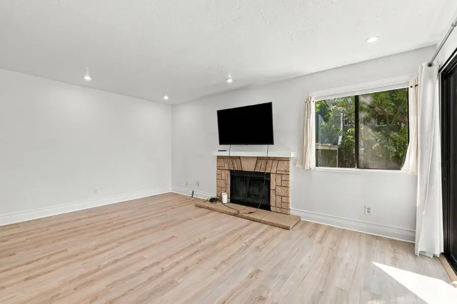1128 Maywood Lane  #51C, Martinez, CA 94553 - #3