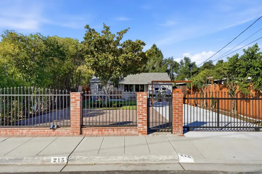 215 Newbridge Street, Menlo Park, CA 94025 - #2