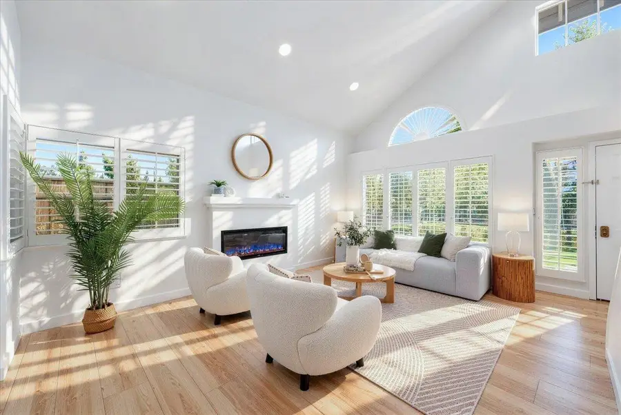 3374 Brook Leaf Court, San Jose, CA 95132 - #2