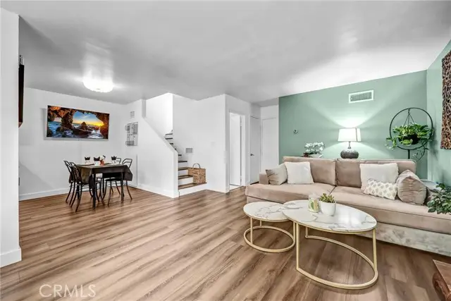 801 Acacia, Glendale, CA 91205 - Image #1