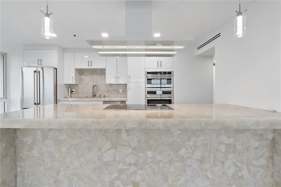 10790 Wilshire Boulevard  #806, Los Angeles, CA 90024 - #2