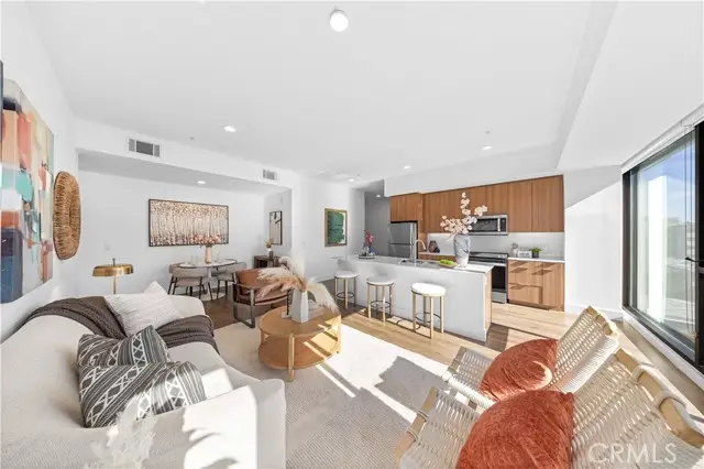 709 Walnut Street  #417, Pasadena, CA 91101 - Image #2