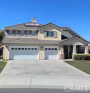 203 Alabaster, Perris, CA 92570