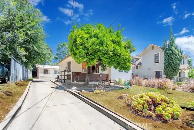 1062 Worcester Avenue, Pasadena, CA 91104 - #2